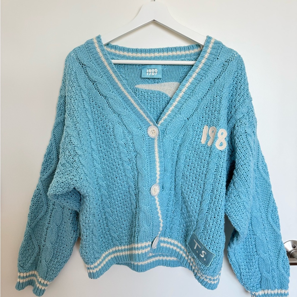 Taylor swift 1989 cardigan